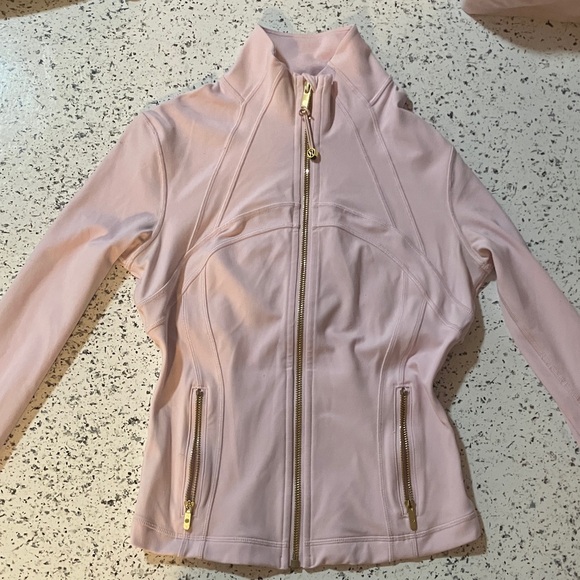 lululemon athletica Jackets & Blazers - Lululemon Athletica Women's Pink Bomber Jacket